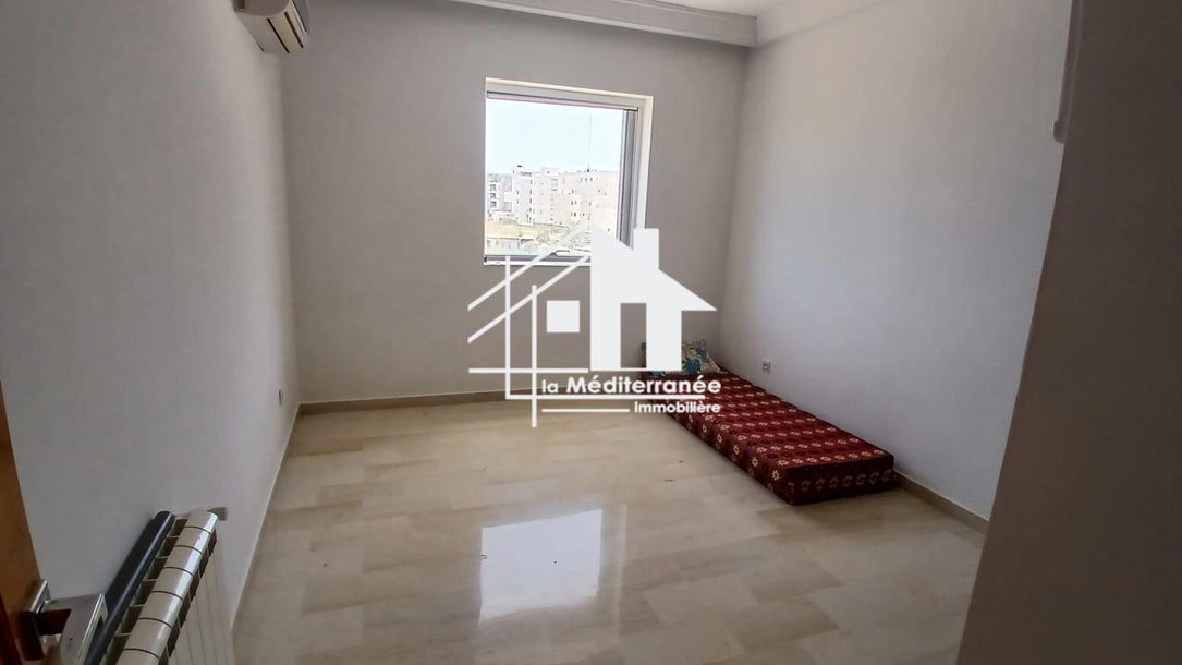 Un appartement S+3 à Jardin de Carthage