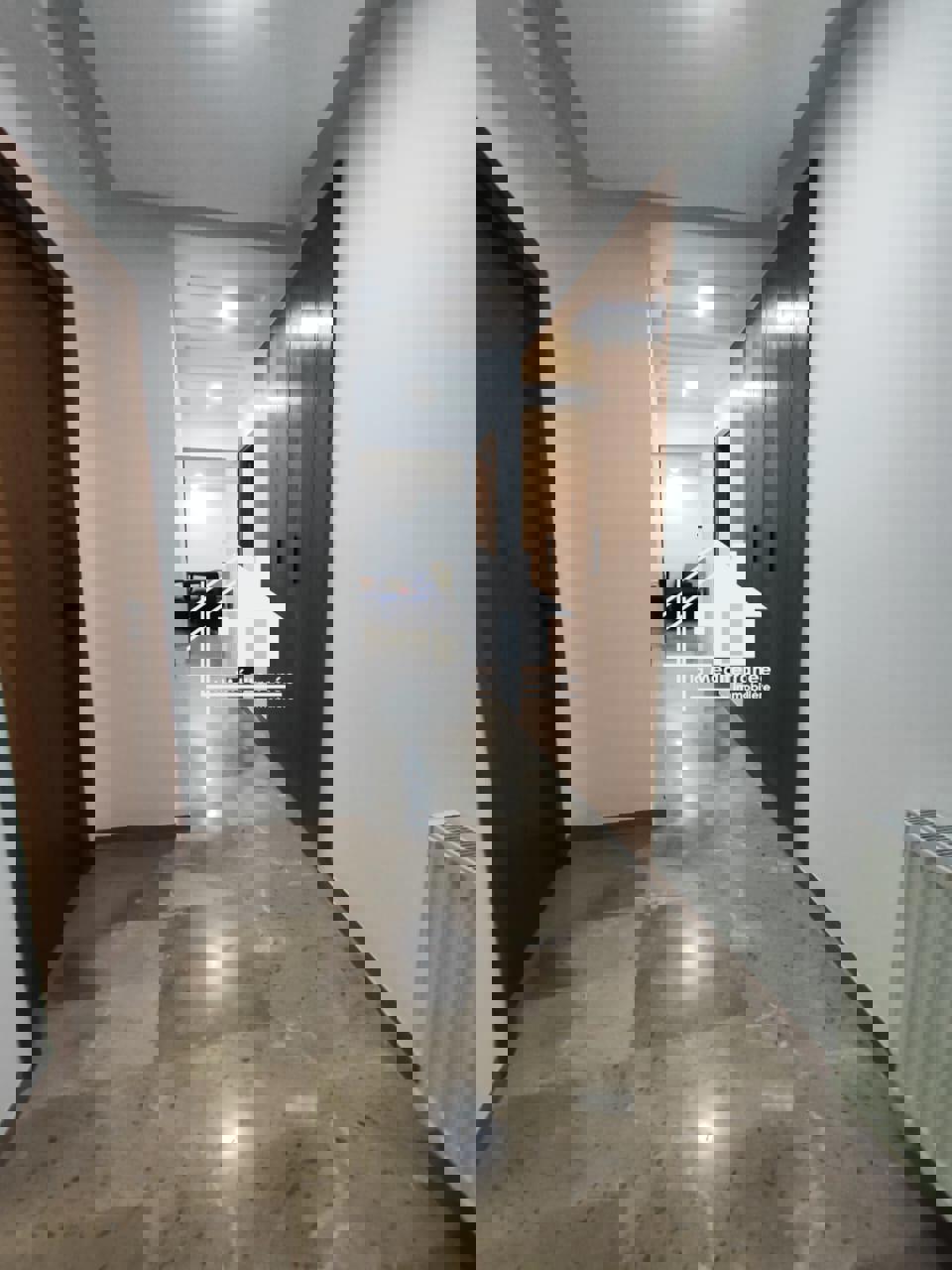 A vendre un s+3 avec terrasse de 30m² à chotrana1