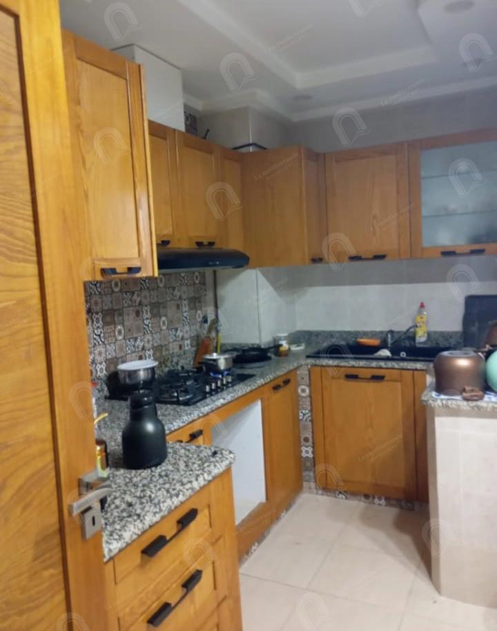 A louer un étage de villa à manouba