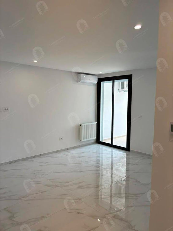 A louer un appartement S+3 hst jamais habité à manouba