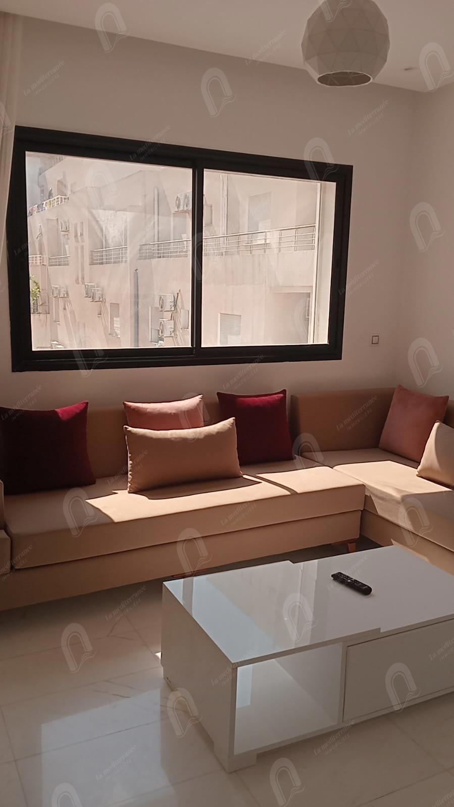 à louer un appartement s+3 meublé à cité Ennasr