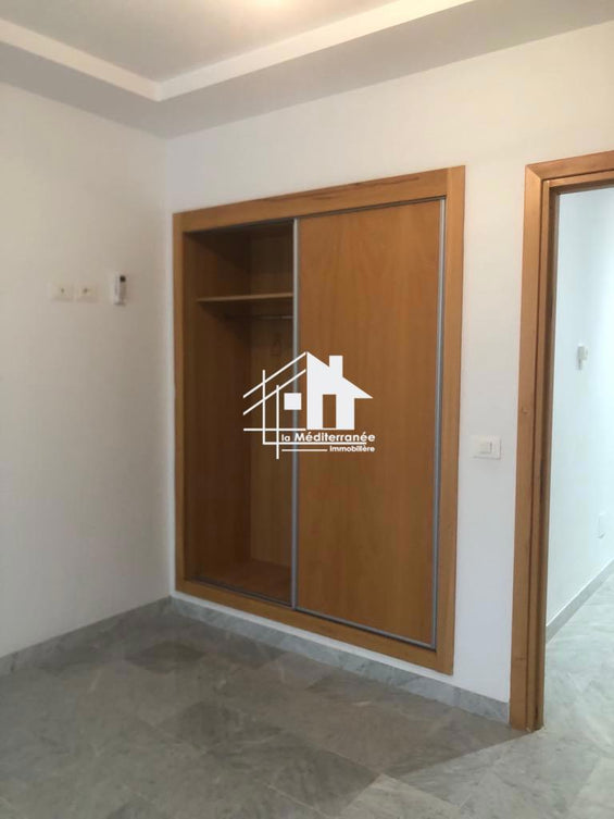 a louer un appartement s+1 a jardin d el manzah2