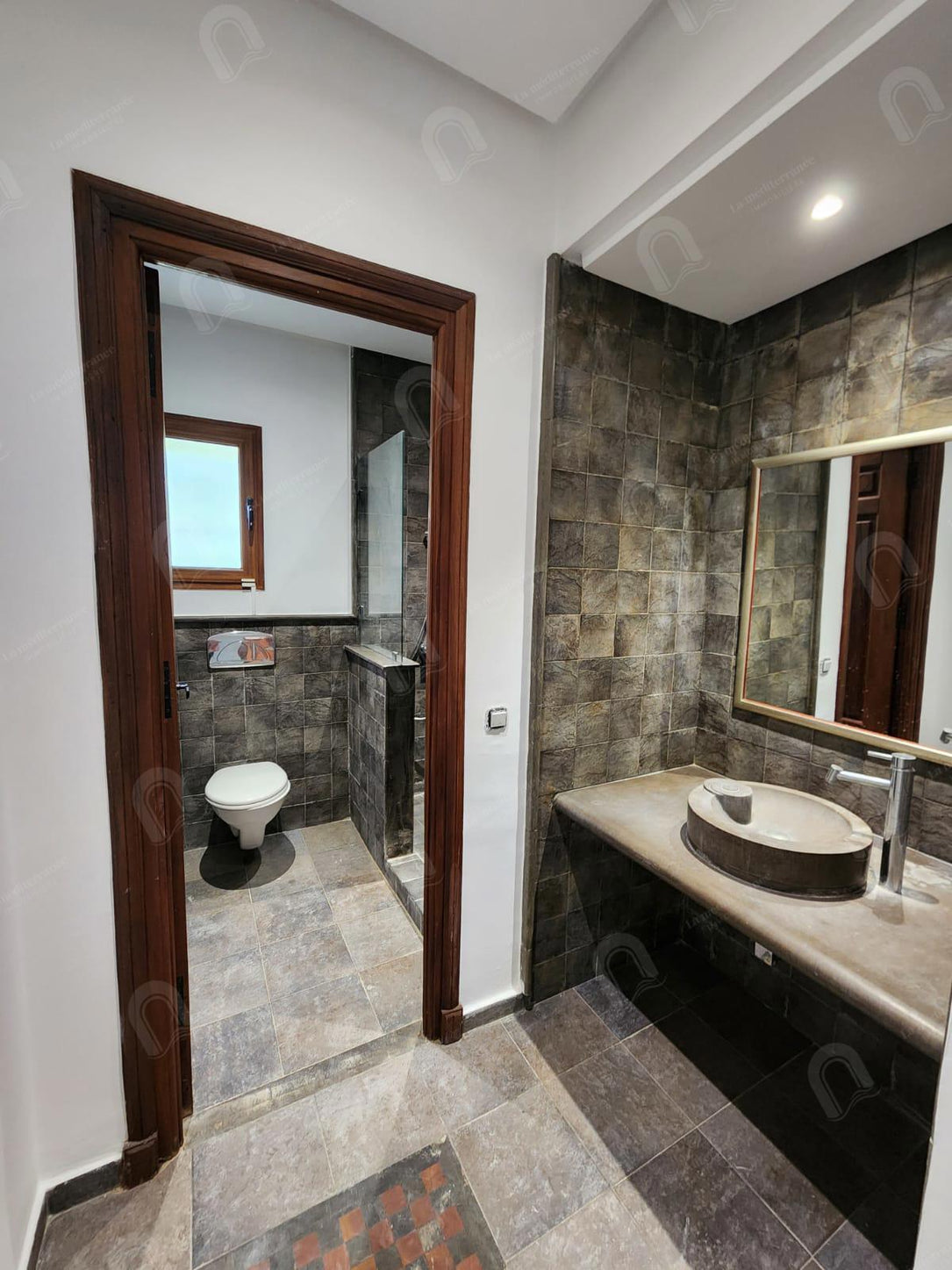 a louer villa s+4 avec jardin et piscine