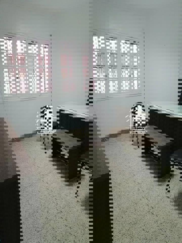 A louer des bureaux h1/h2 à Belvédère