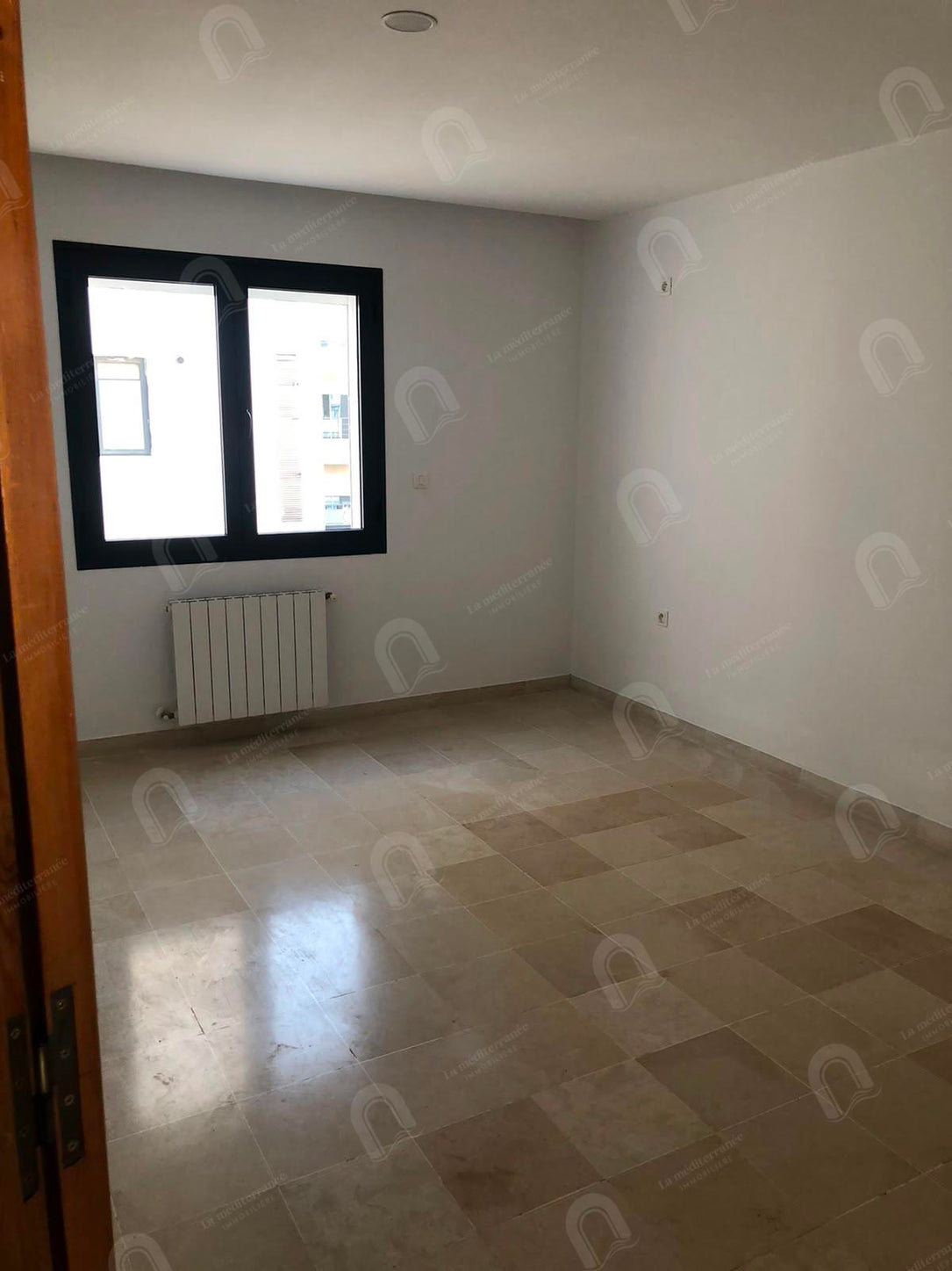 A louer un appartement s+2 à jardin d'el menzah 2