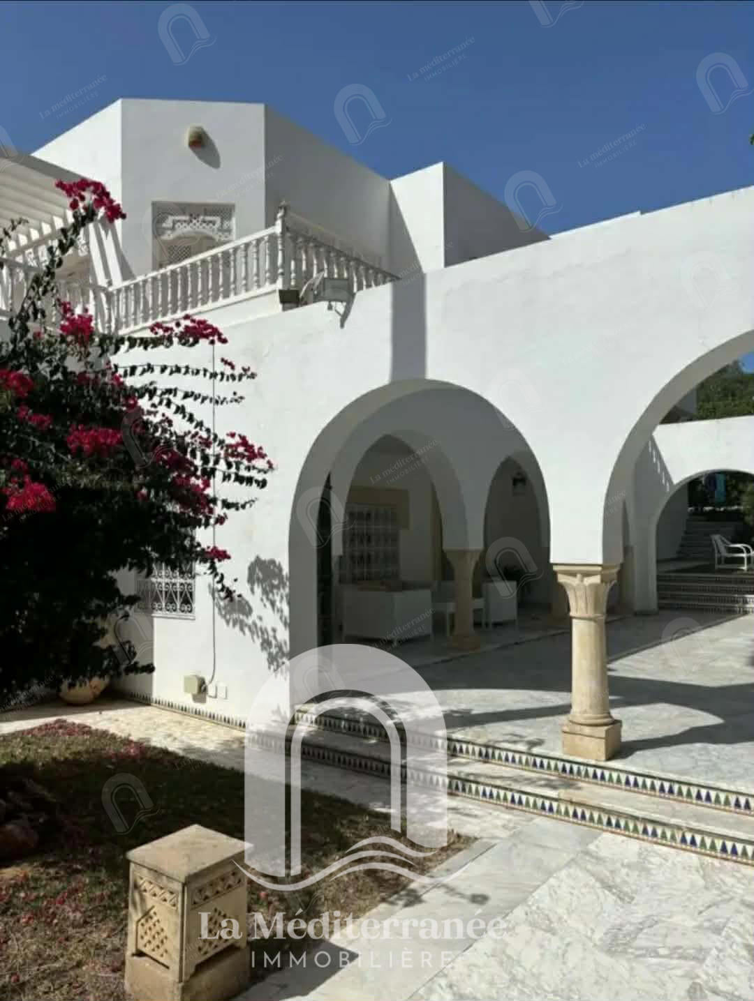 Villa à Rades Mongil