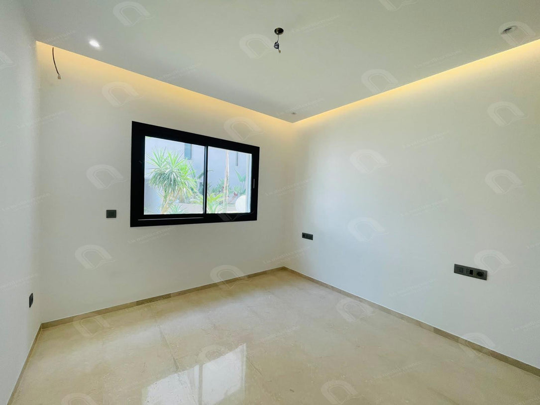 À vendre – Appartement S+2 avec jardin