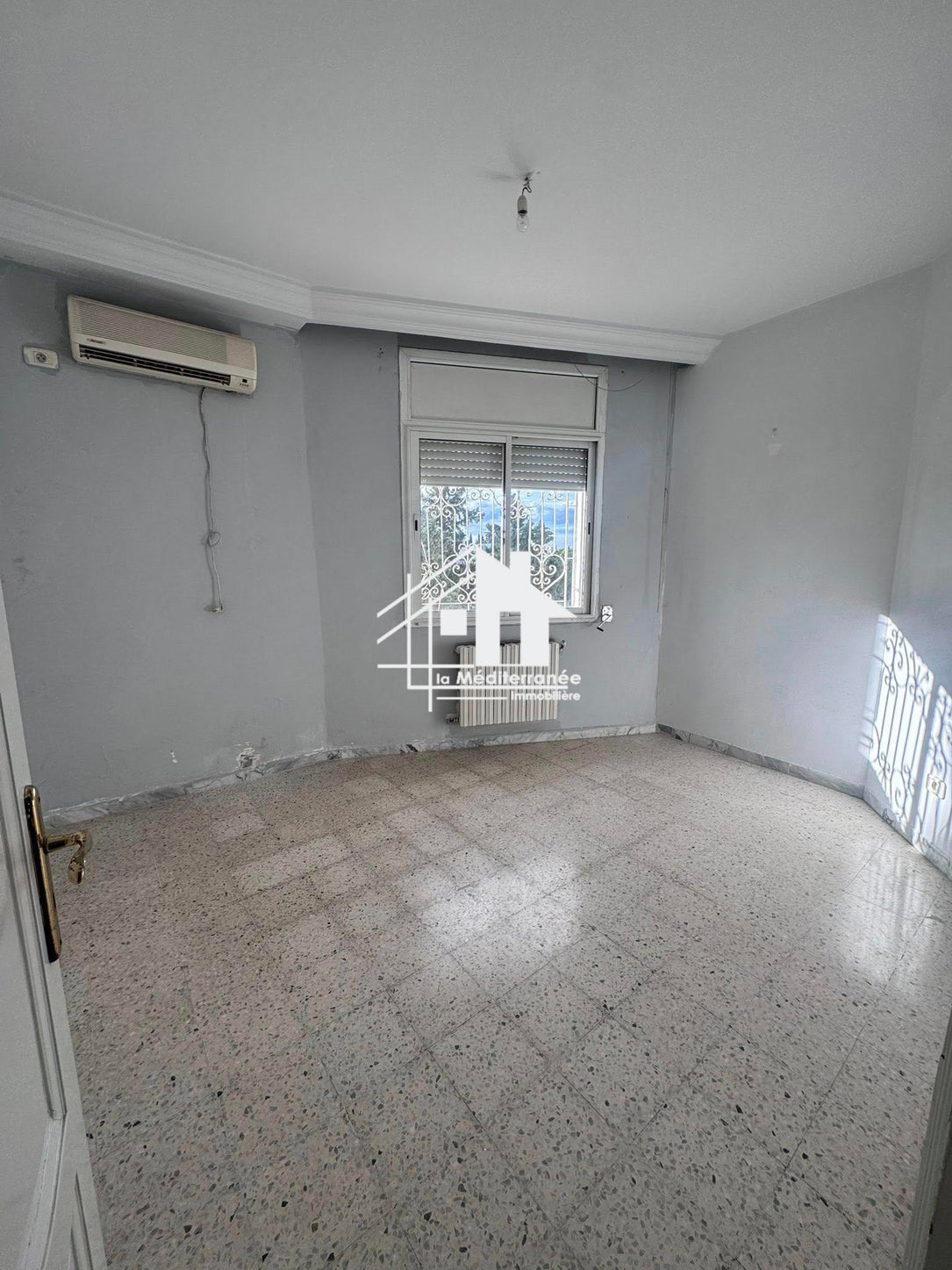 À vendre Appartement S+3 au bardo