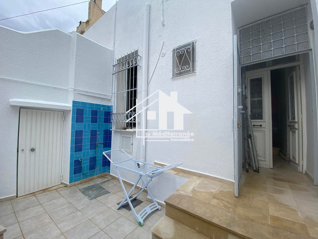 A vendre une villa S+3 à Hammam lif
