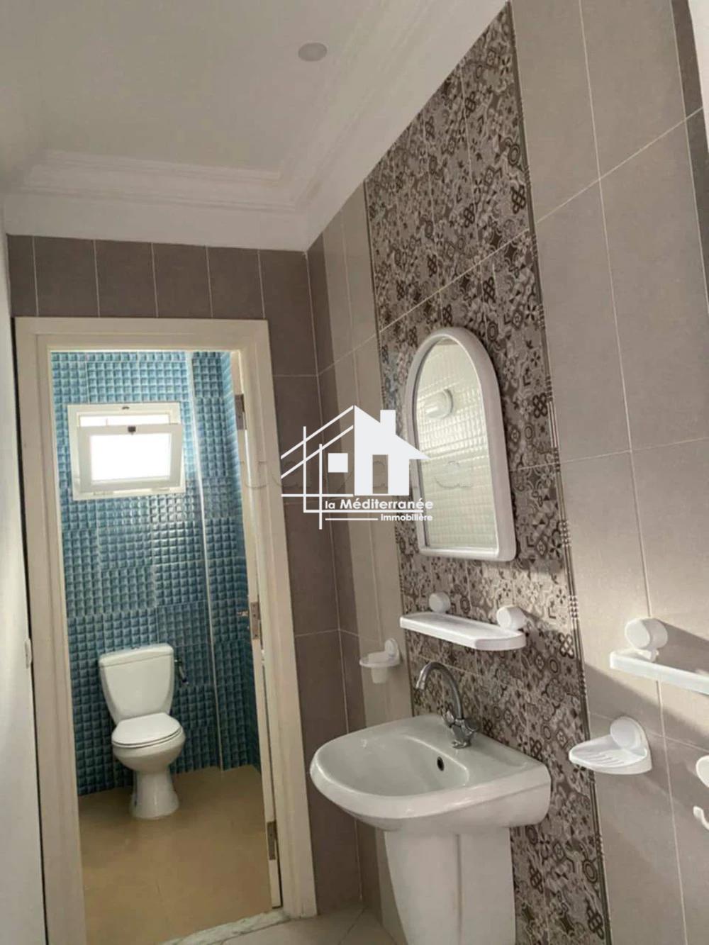 A louer appartement S+3 au Bardo