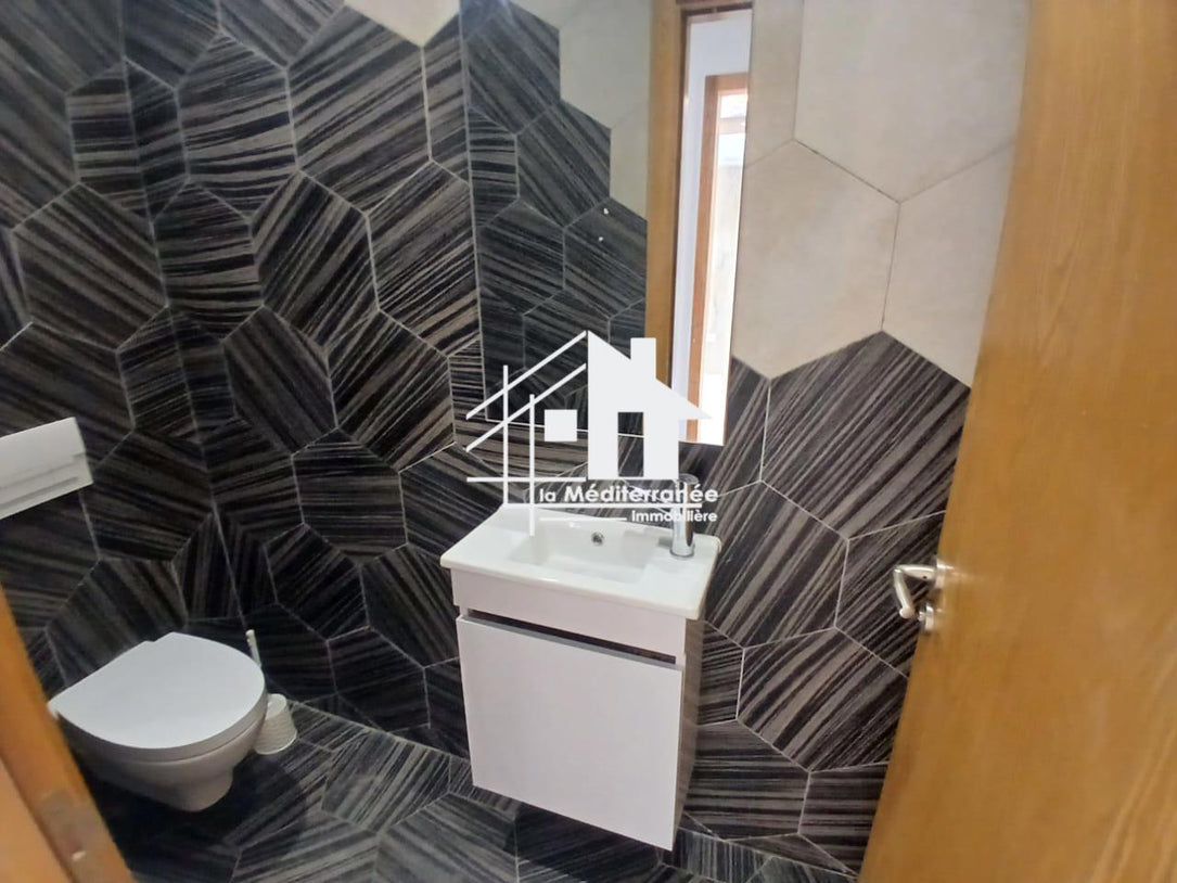A vendre s3 avec jardin et pisine a la nouvelle soukra