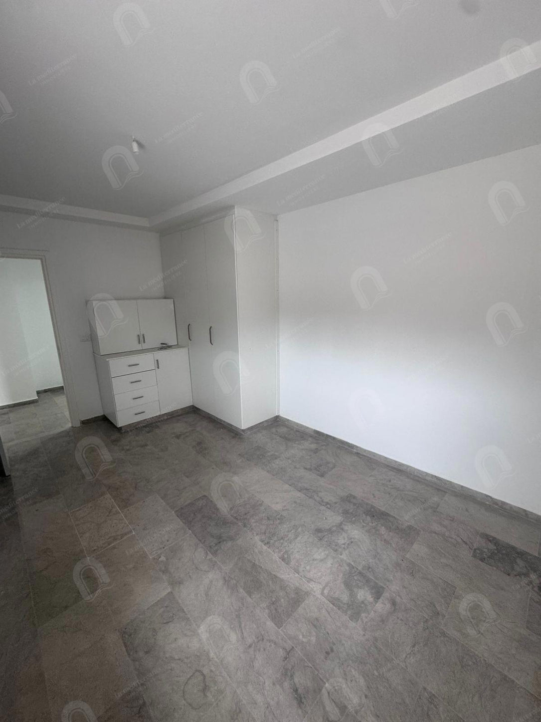 A louer appartement S+2 hst jamais habité au bardo