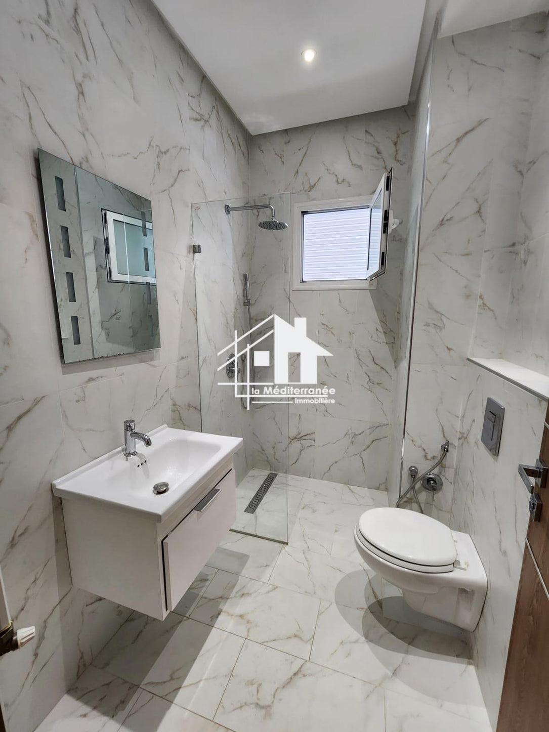 A louer s2 à la soukra