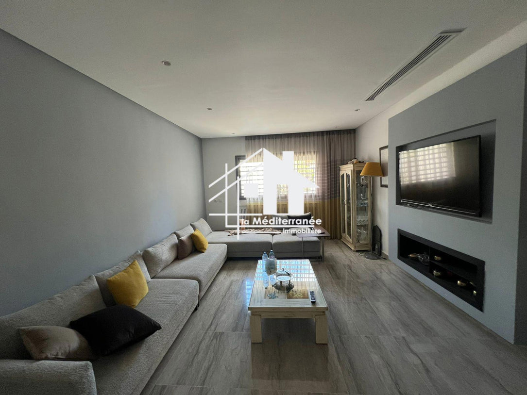 A louer une luxueuse villa plain pied avec piscine