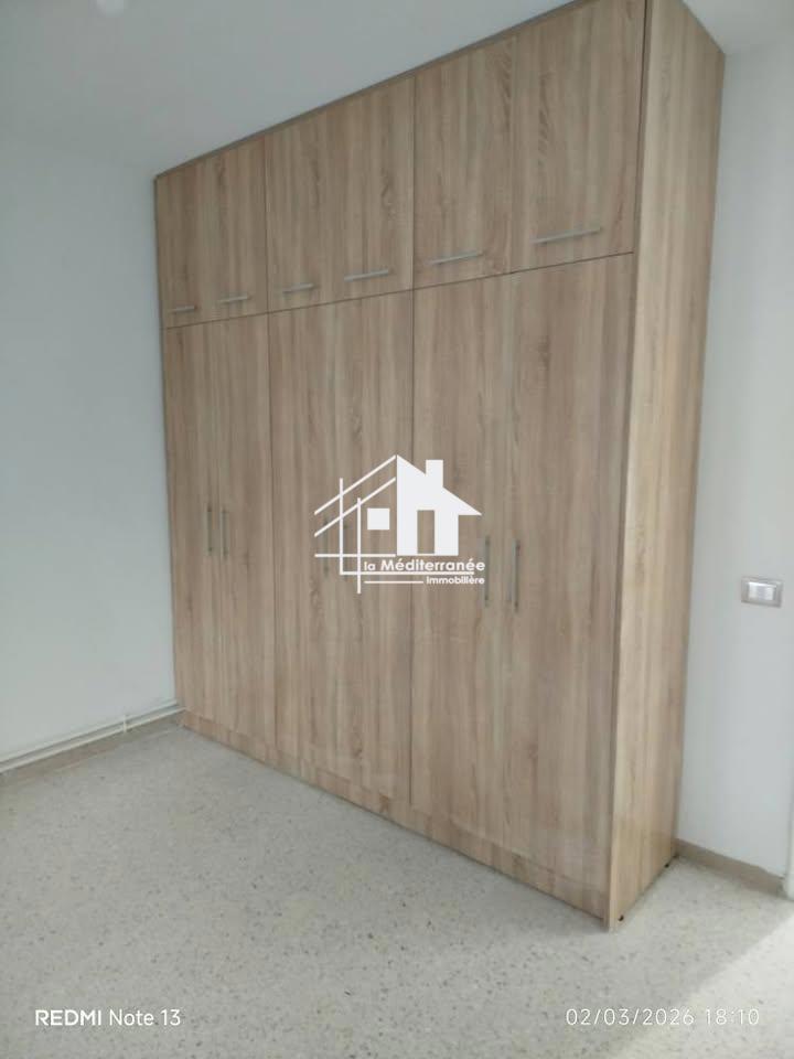 A louer appartement S+3 hst à El Manar 2