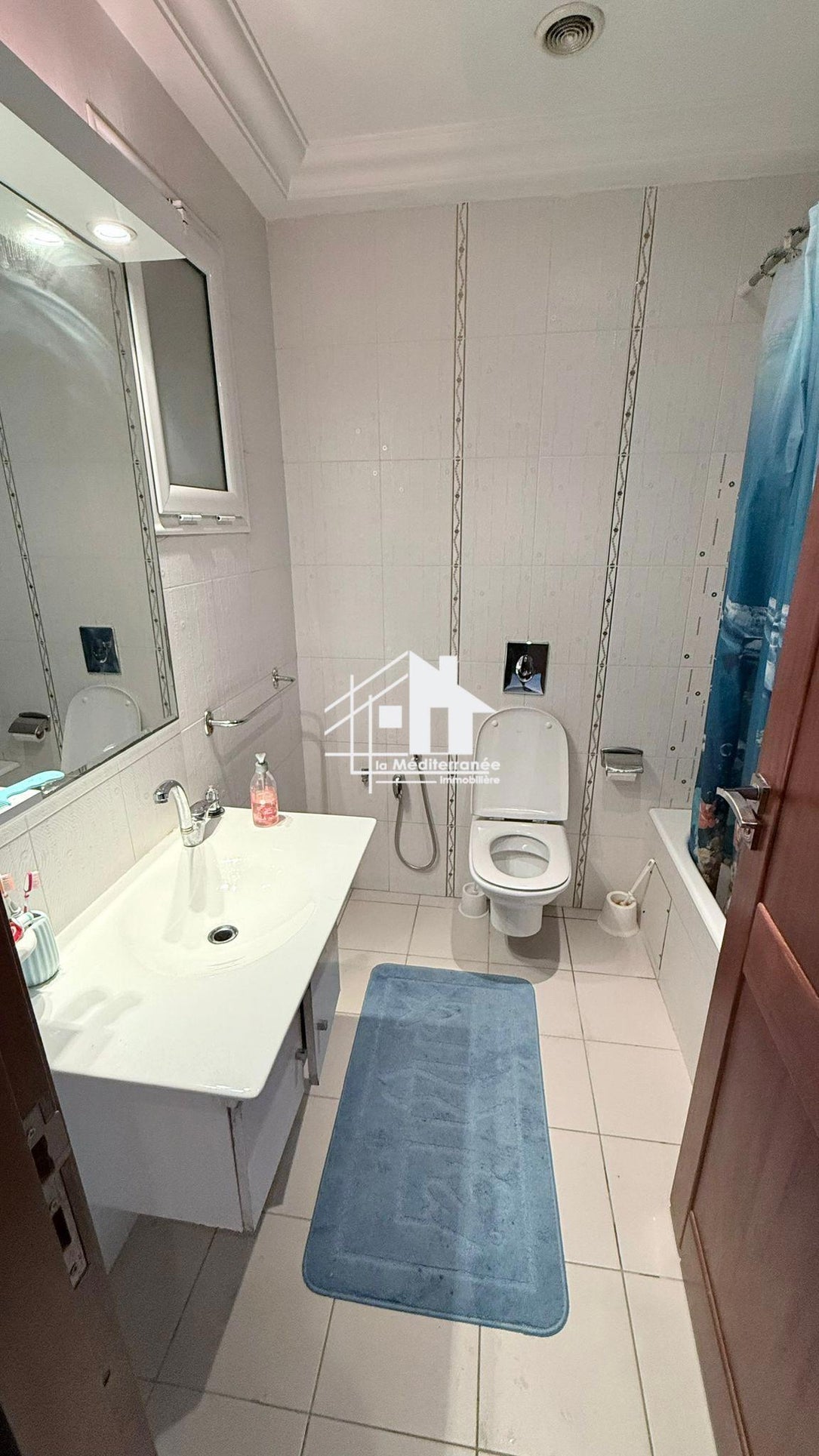 Un appartement S+3 au lac 2