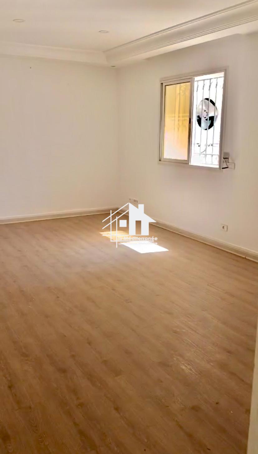 A louer un appartement s+2 à elmourouj 4