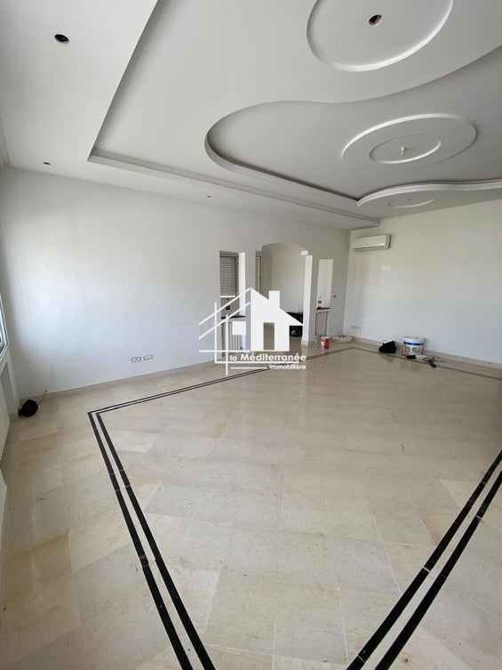 a louer un étage de villa S+3 au bardo Cité Riadh