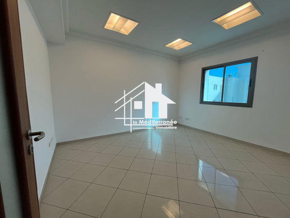 A louer des bureaux H+3 au Berges du Lac 2