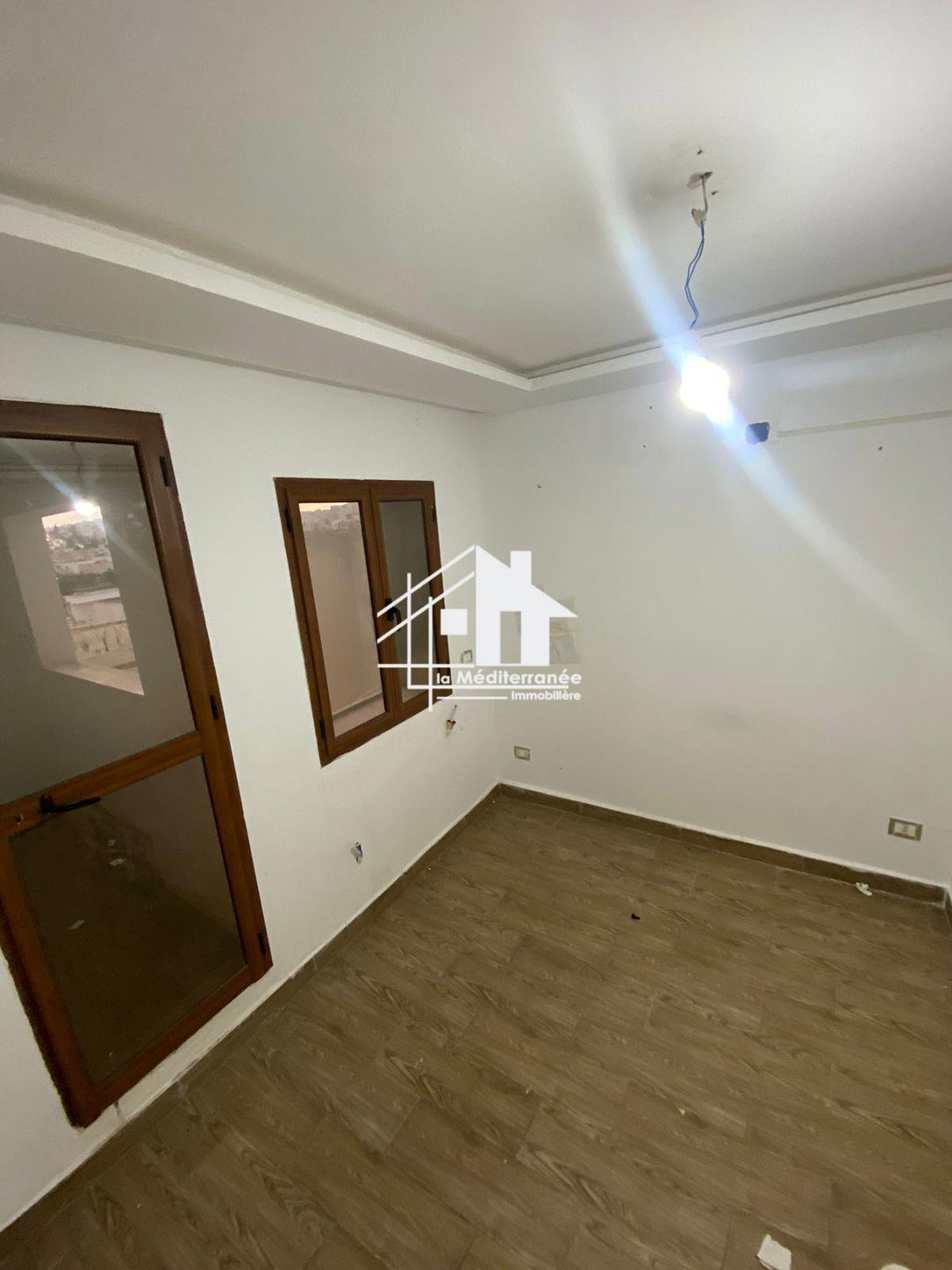 A louer Duplex S+4 hst à cité milaha prés el menzah 8