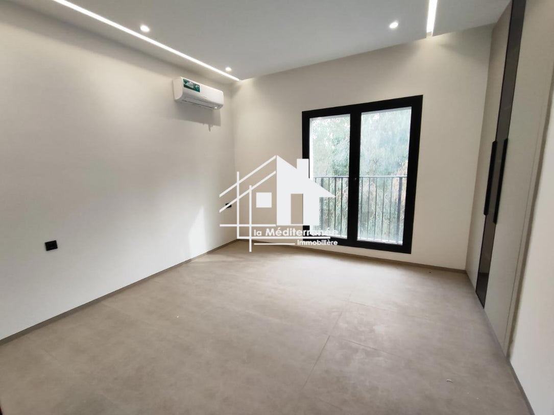 A vendre S+2 directe promoteur a Chotrana 1