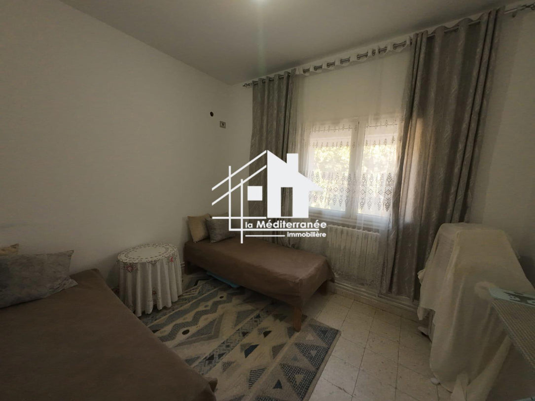 A louer étage de villa S+3  à Khaznadar