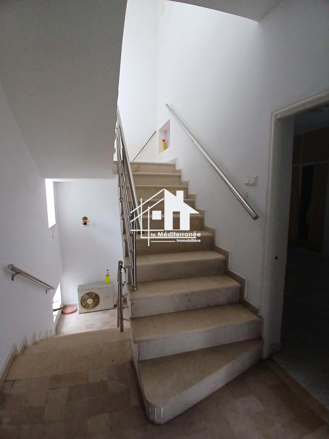 Villa à Rades ville