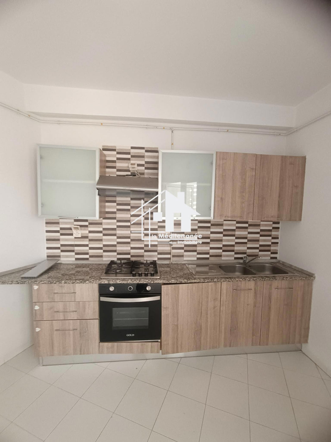 à vendre un appartement s+2 à el médina