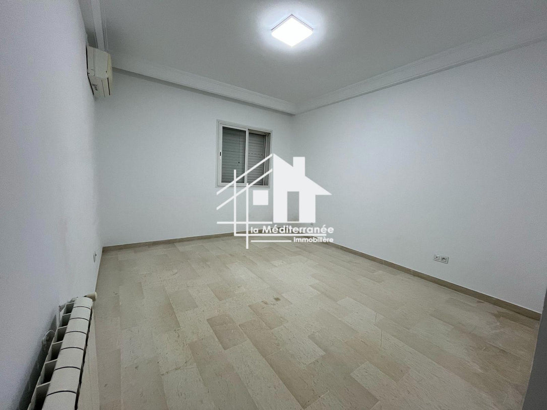 Appartement S+3 à Jardins de Carthage