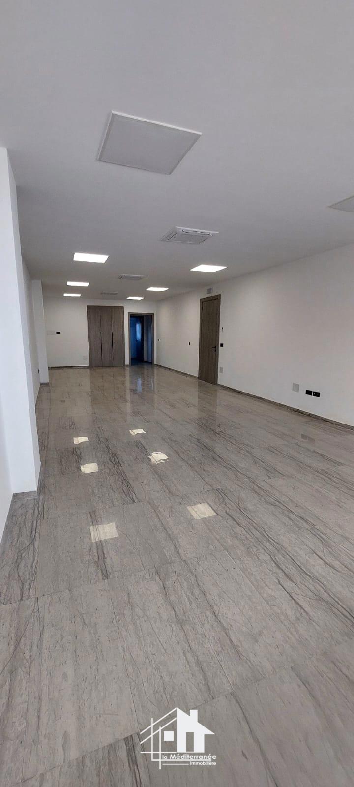 A louer open space de 85m² à la Soukra