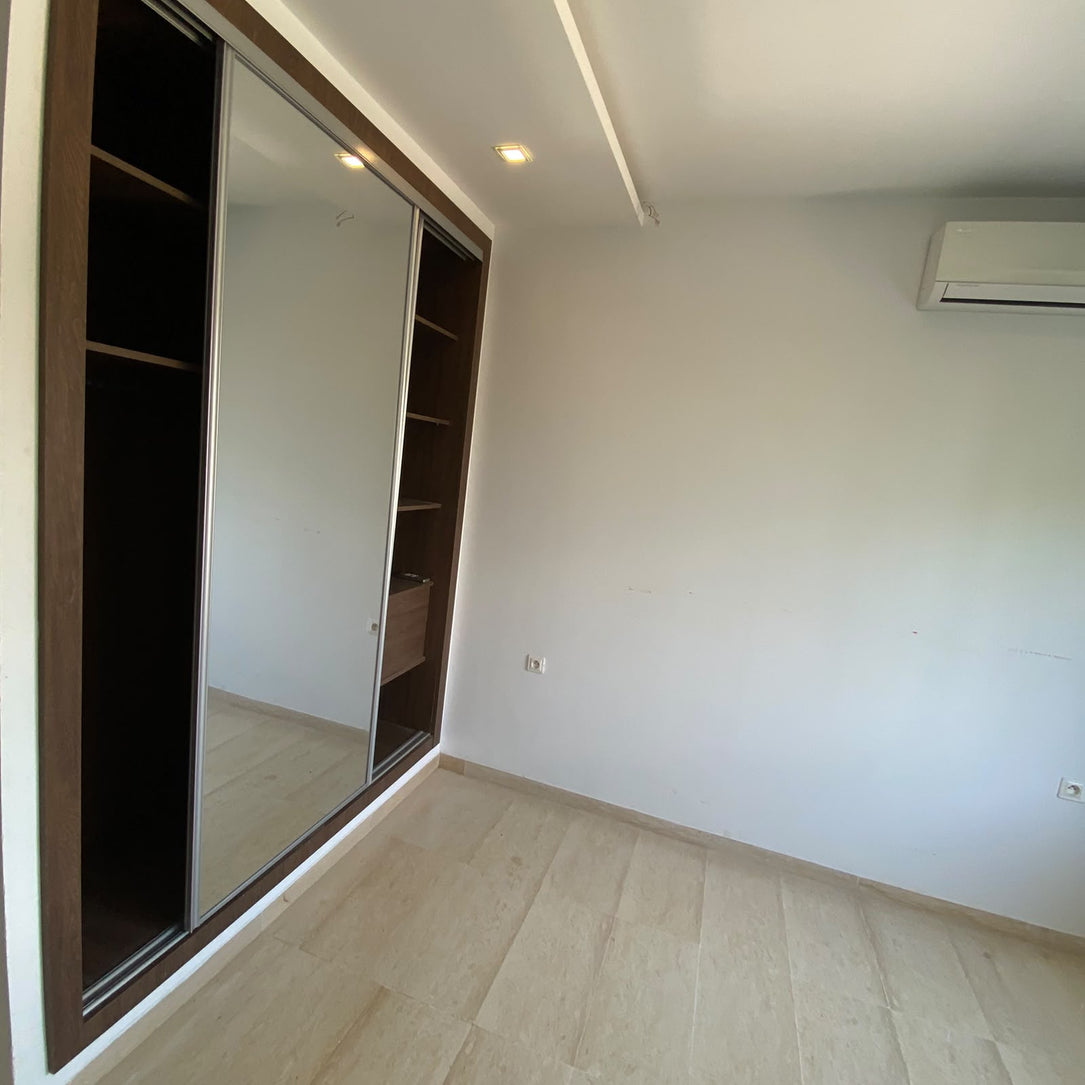 Duplex avec piscine s+3 chotrana 1 3000 DT