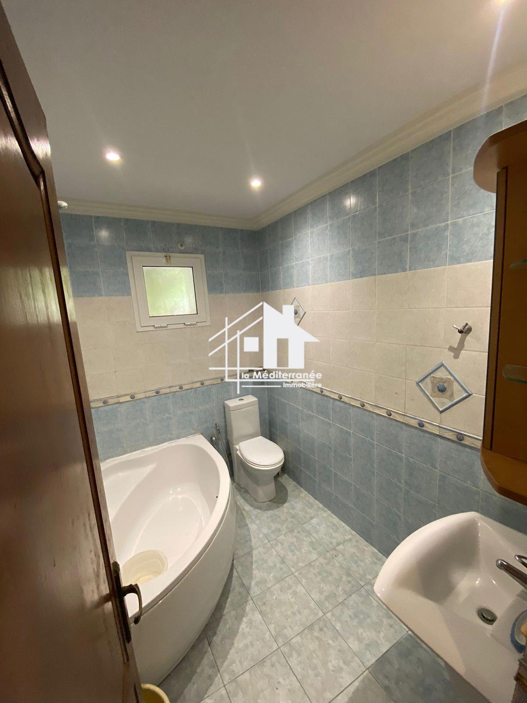 A louer étage de villa S+2 RDC