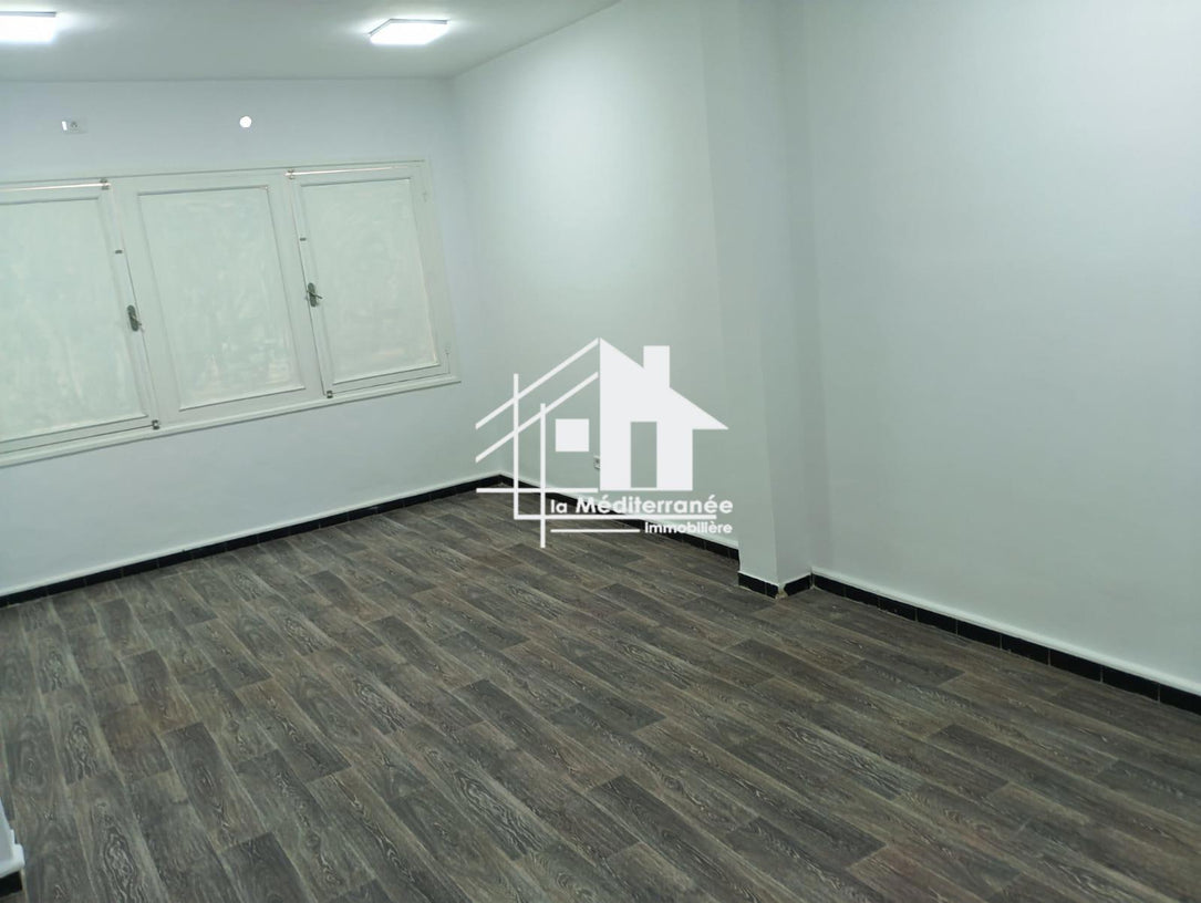 A louer bureau H+4 à Monplaisir