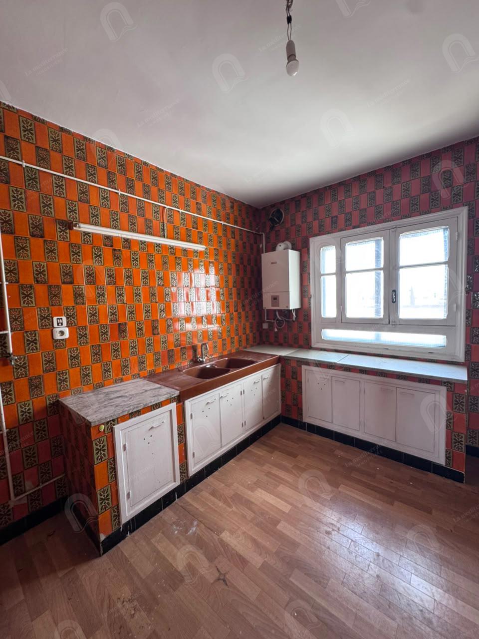 A louer un étage de villa S+4