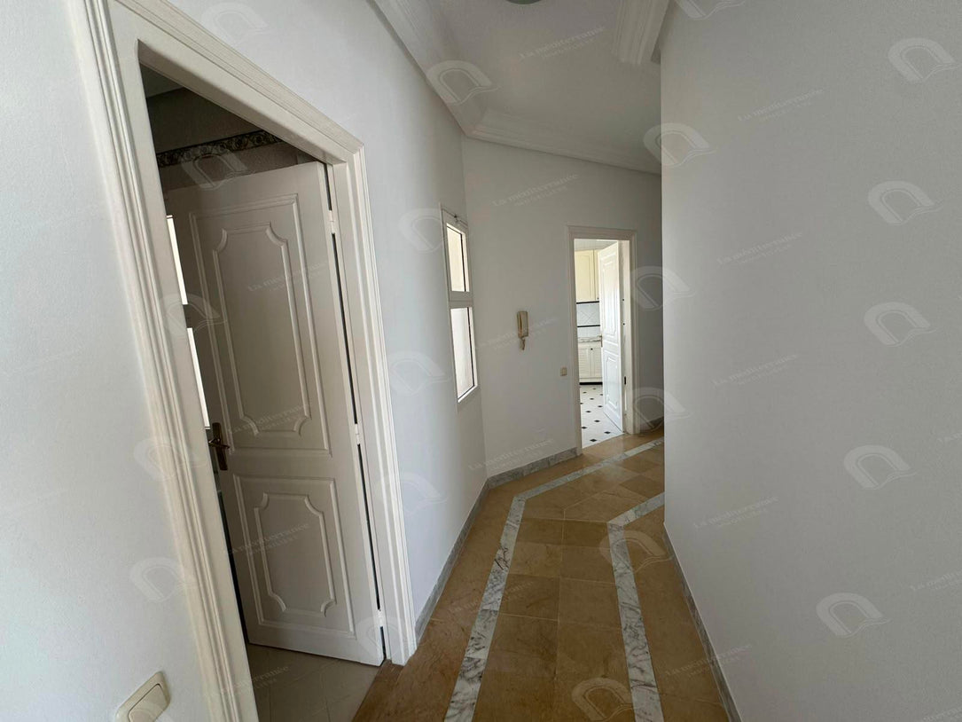 A louer un spacieux appartement s+3 au lac 1