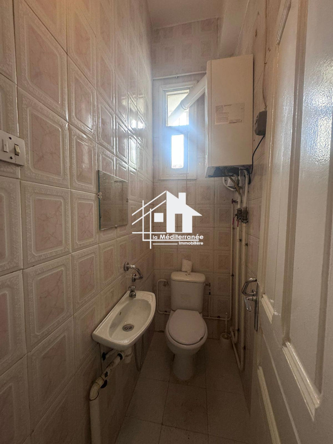 à louer rez de chaussée s+3 avec jardin au bardo