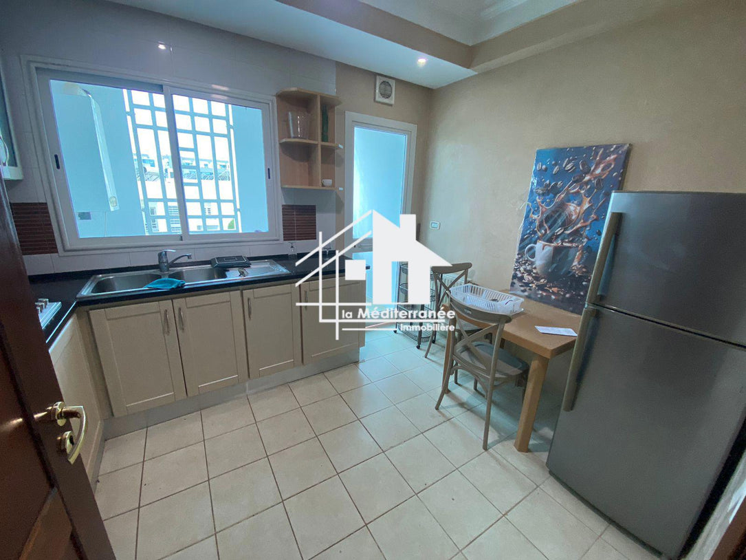 Un appartement S+2 meublé à louer au lac 2