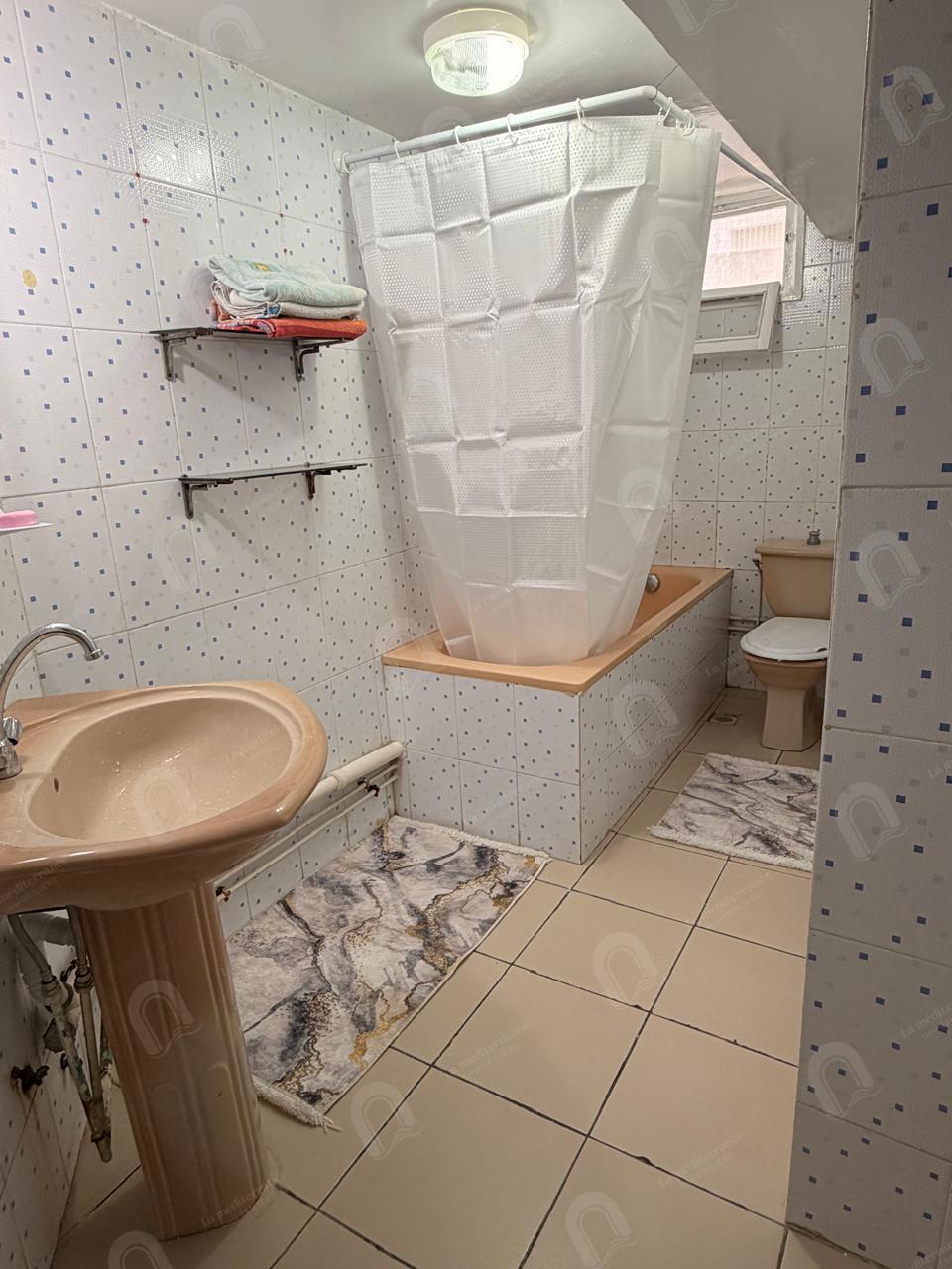 À louer un appartement S+3 meublé au rdc