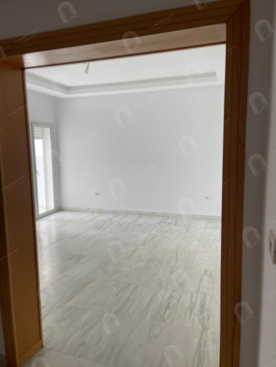 A louer un appartement s+2 à jardin d'el menzah 2