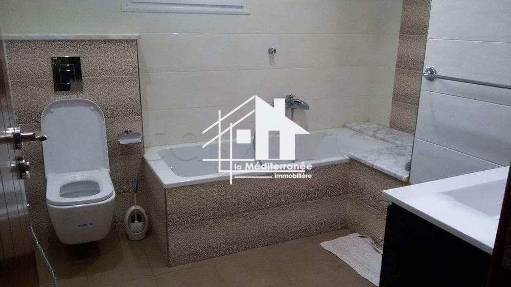 A louer Appartement S+2 hst au bardo cité skik