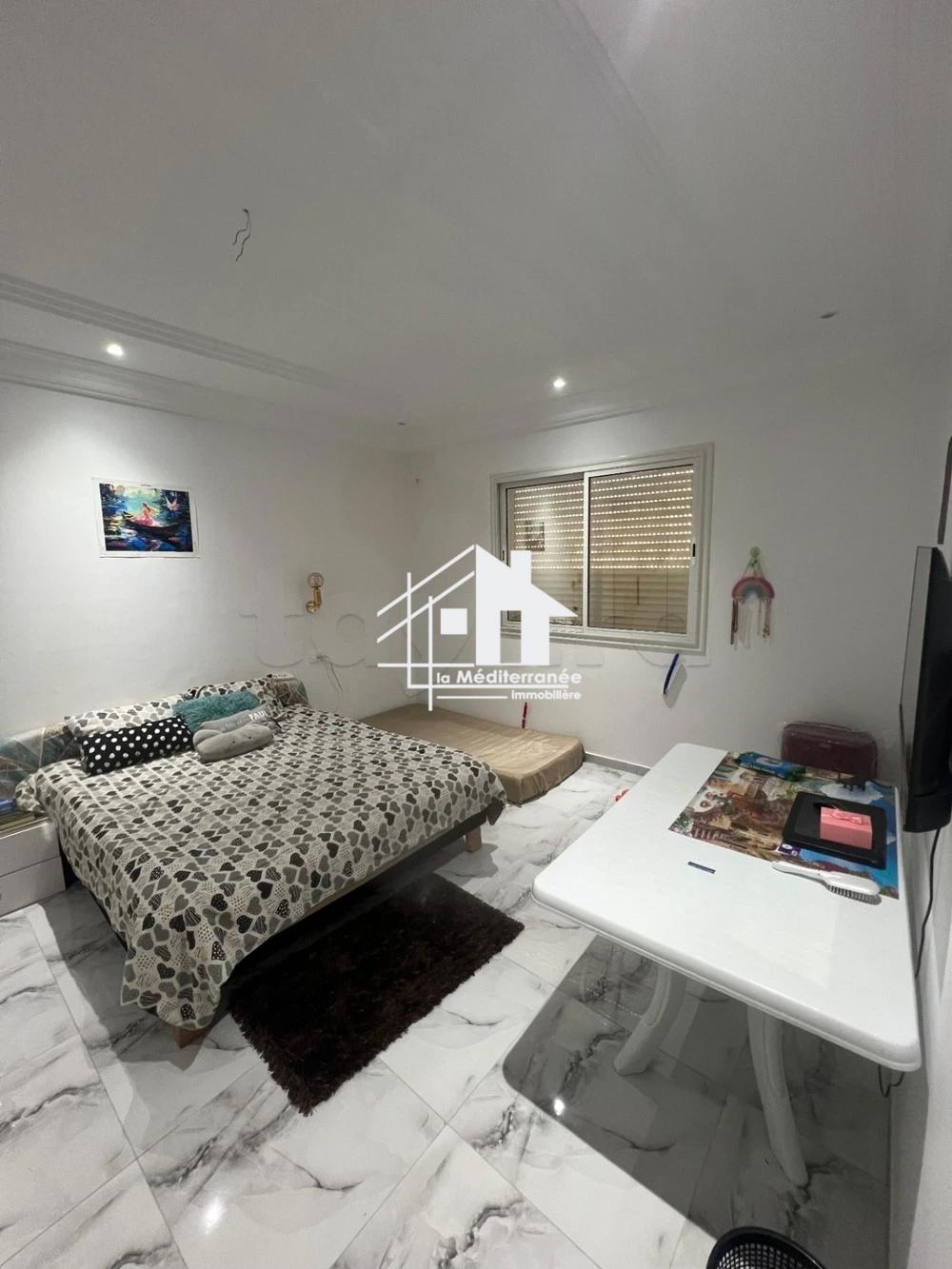 A louer appartement S+1 hst au bardo