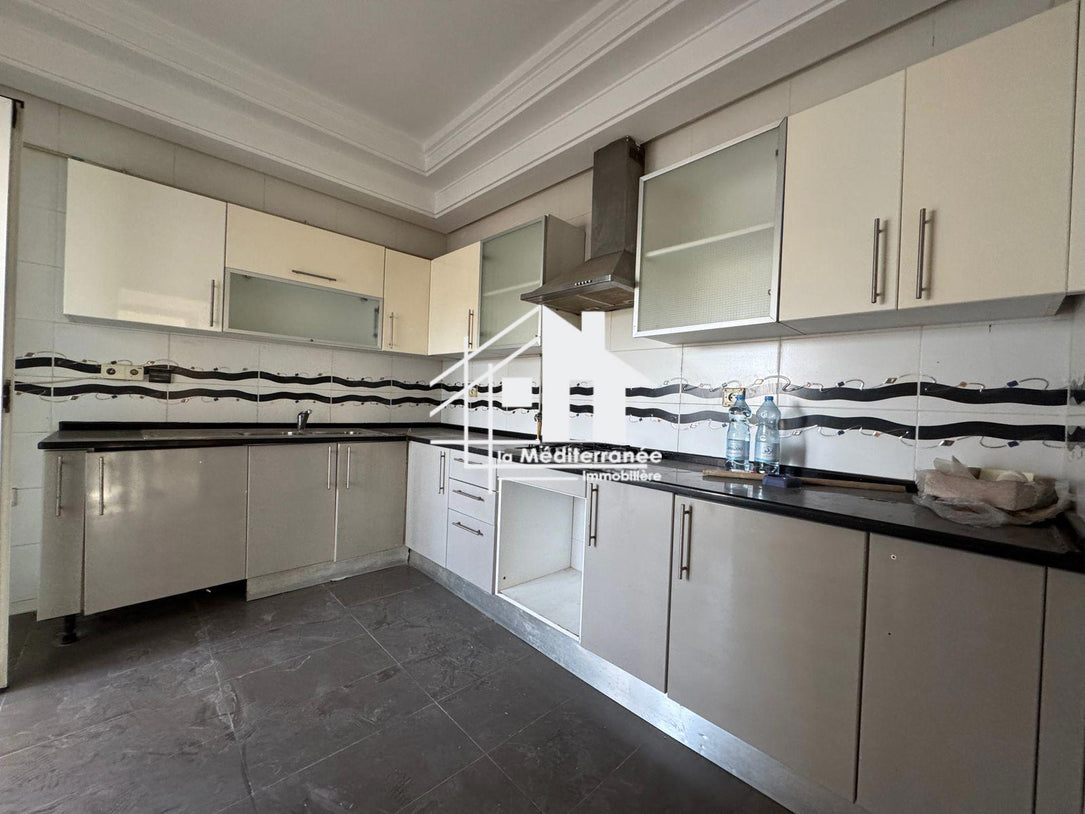 Appartement S+2 à la Marsa cité les pins