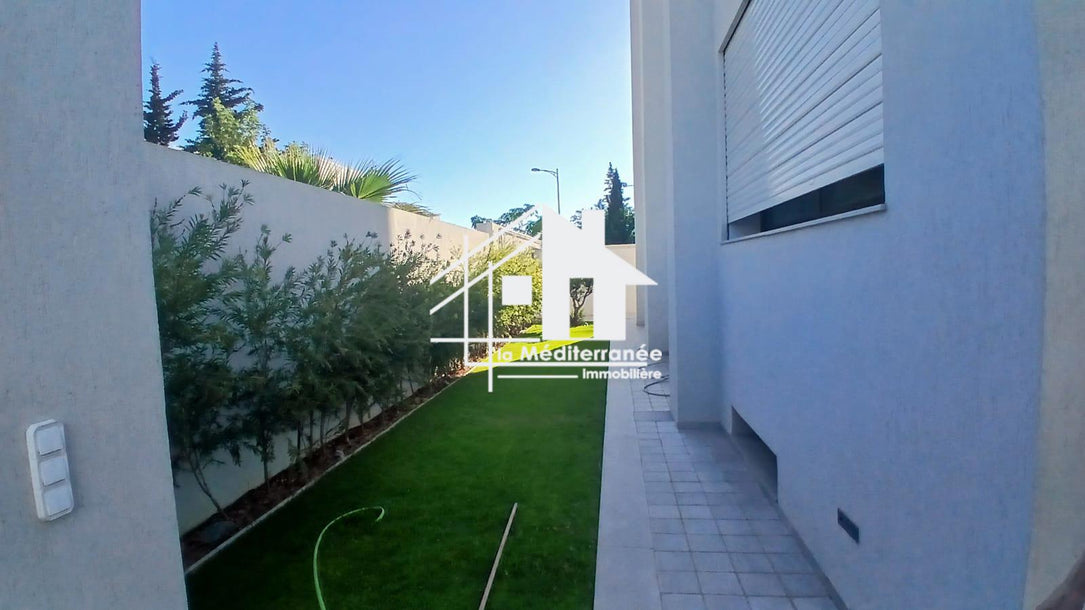 Deux villa jumelées jamais habitées