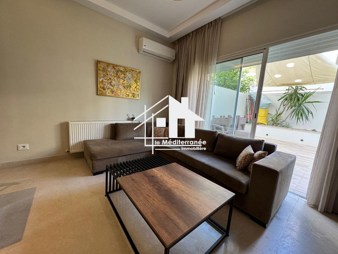 A louer un magnifique appartement en S+1meublé  ave piscine aux jardins de Carthage