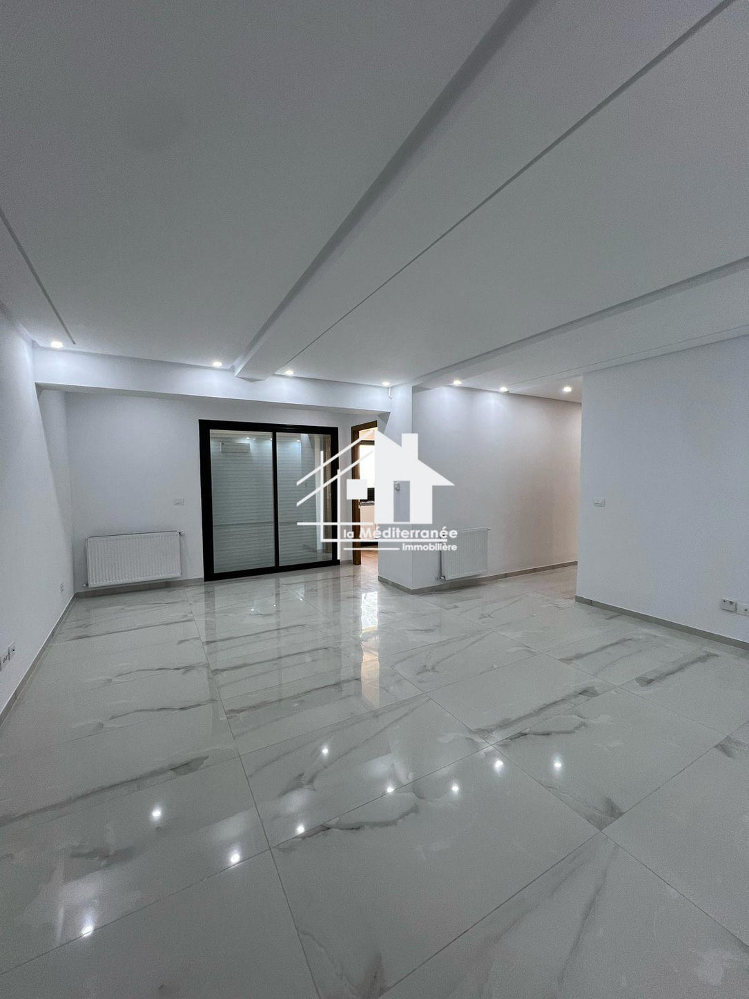 a louer appartement s+2 hst à manouba