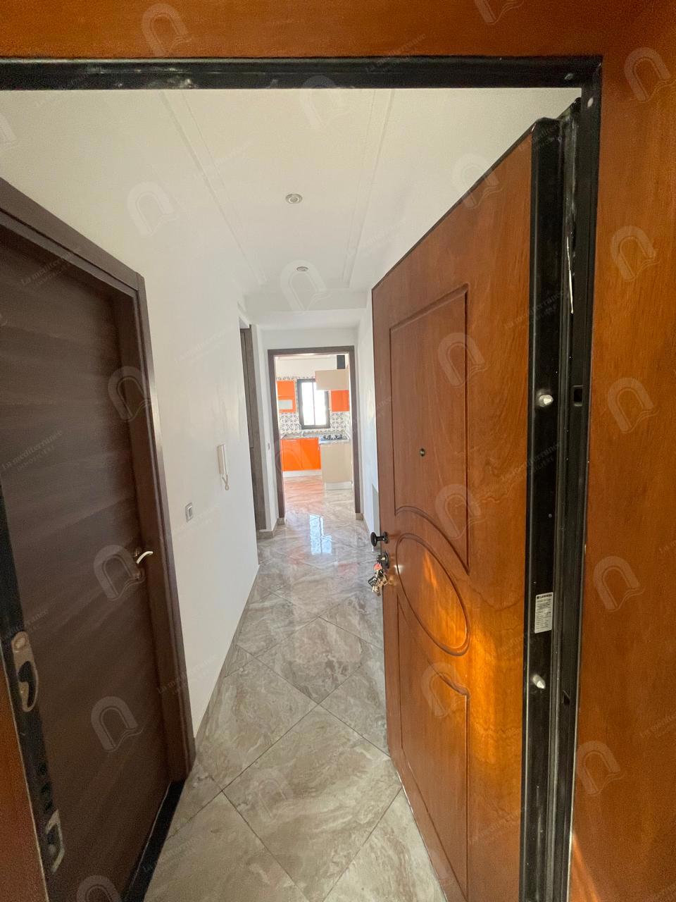 A louer appartement S+1 haut standing au bardo
