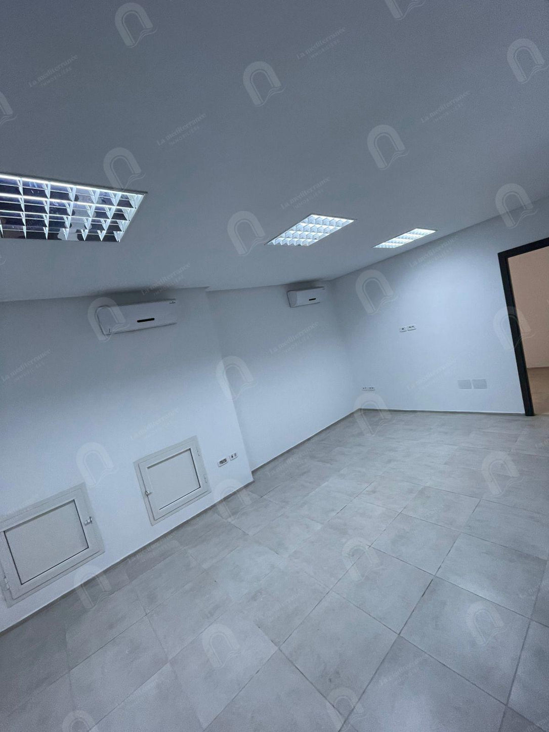 A vendre Bureau H+1 au bardo avenue hbib borguiba