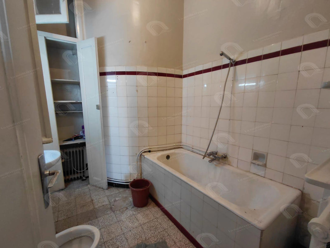 A louer appartement s2 au centre ville Tunis