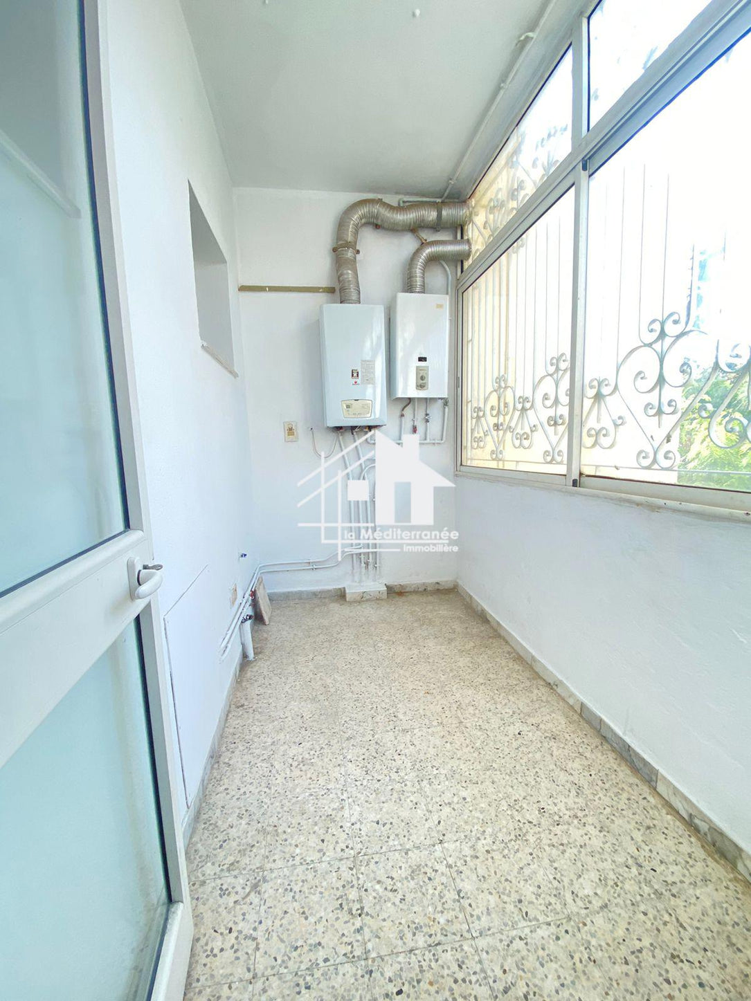 A louer appartement S+3 au bardo