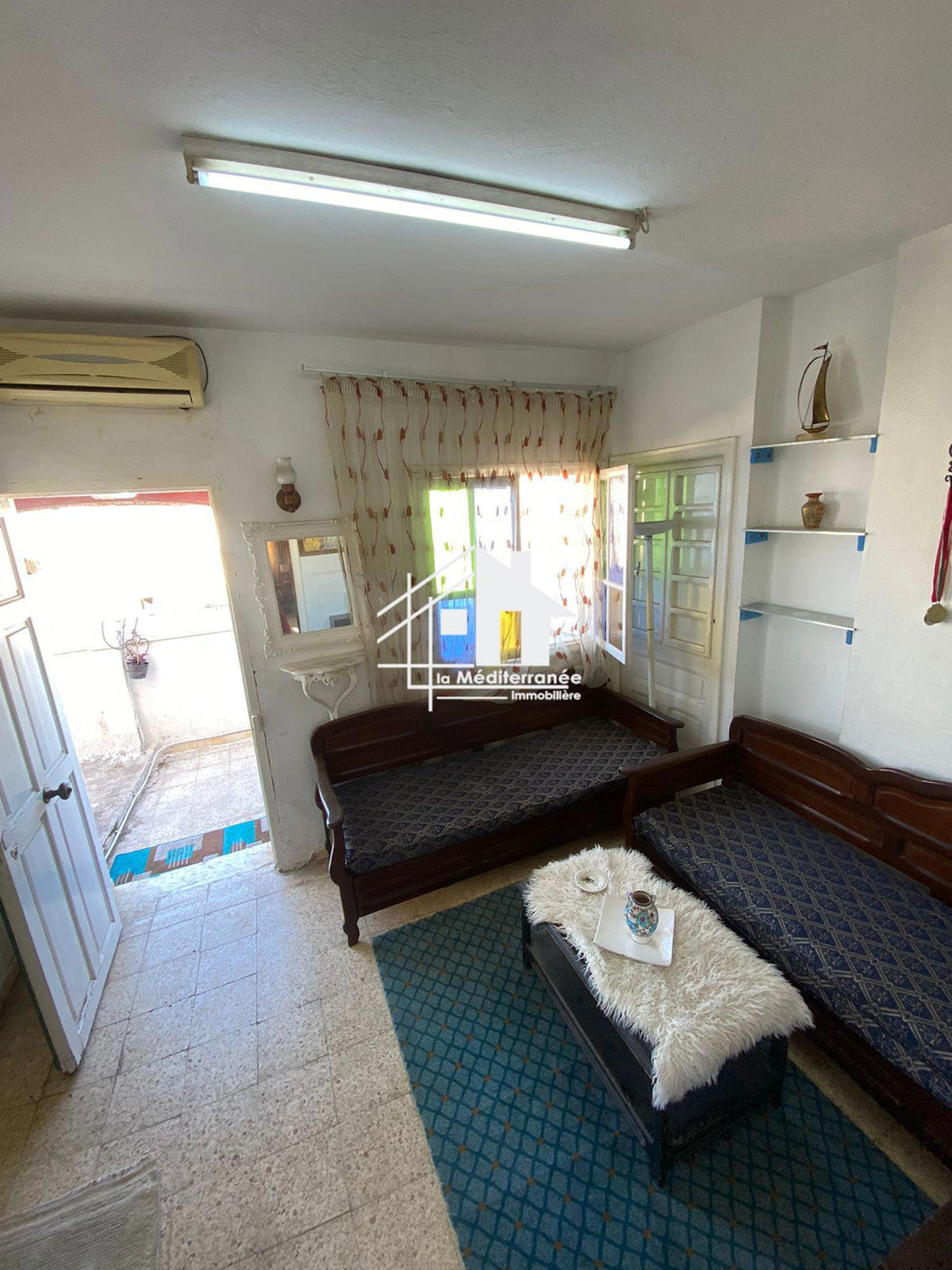 A louer étage de villa S+1 meublé au Bardo